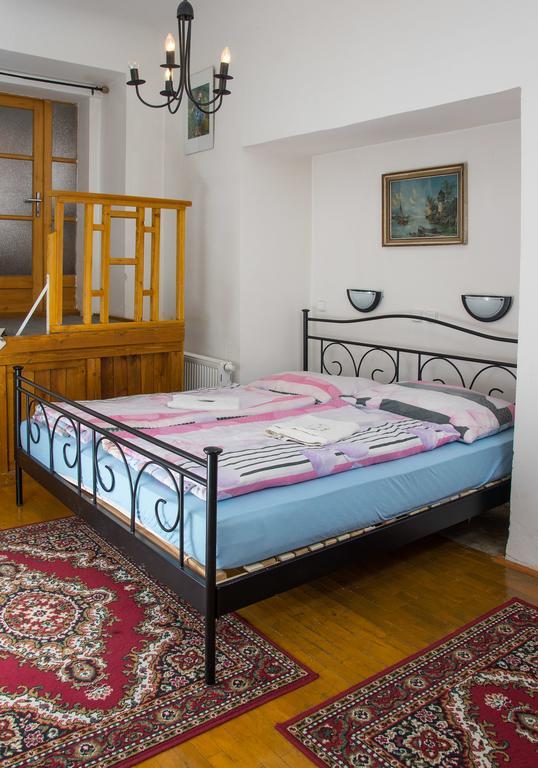 Charles Bridge Bed And Breakfast ปราก ห้อง รูปภาพ